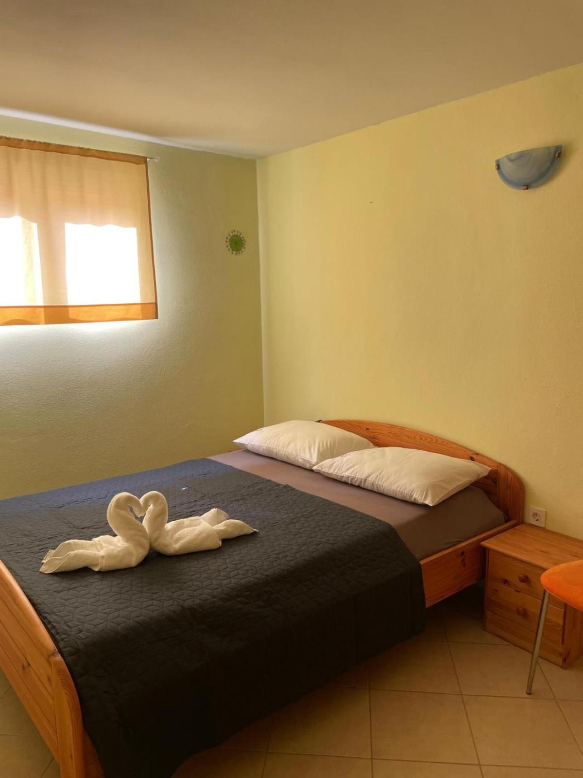 Apartaments Remi Starigrad Exterior photo