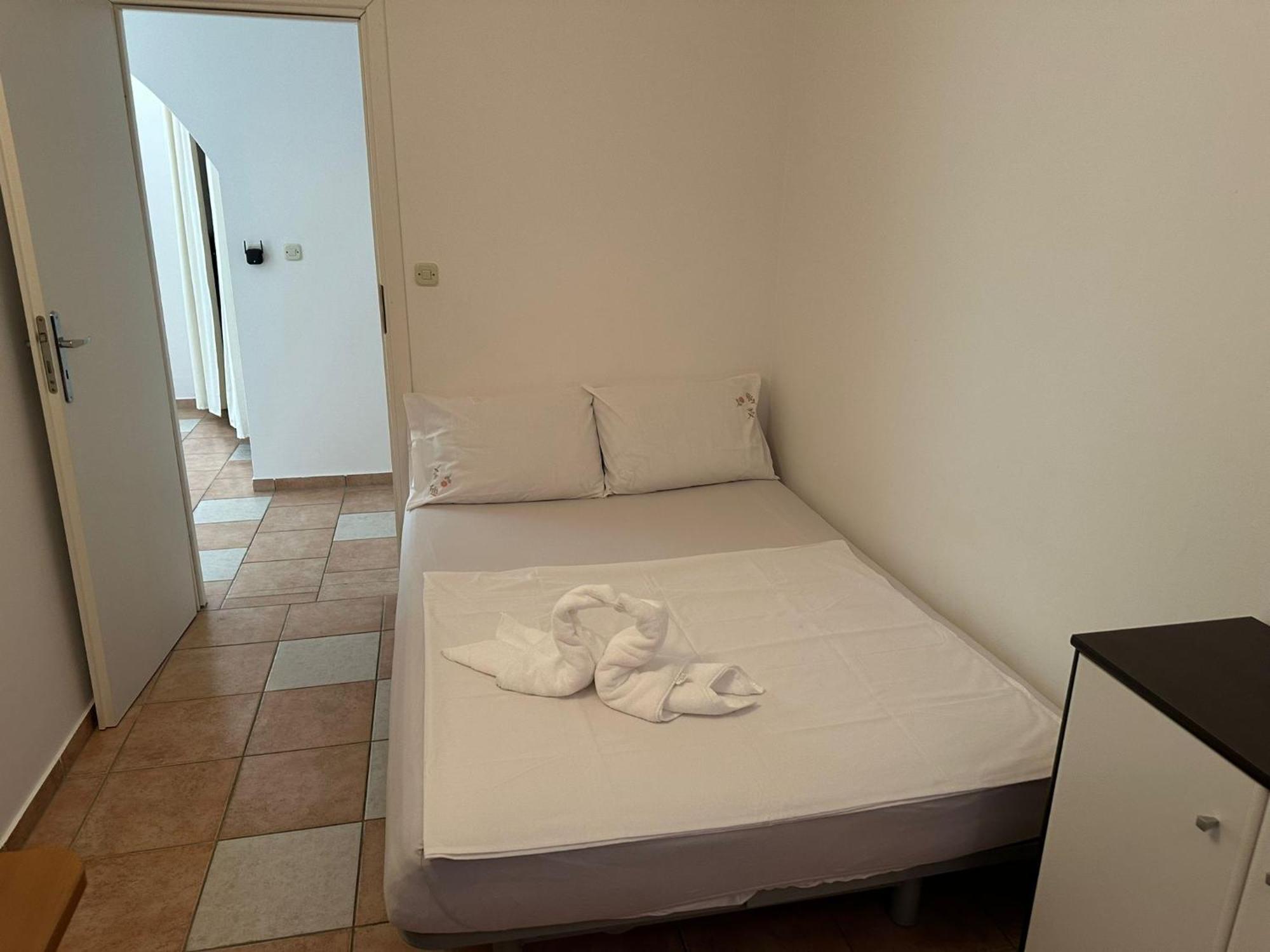 Apartaments Remi Starigrad Exterior photo